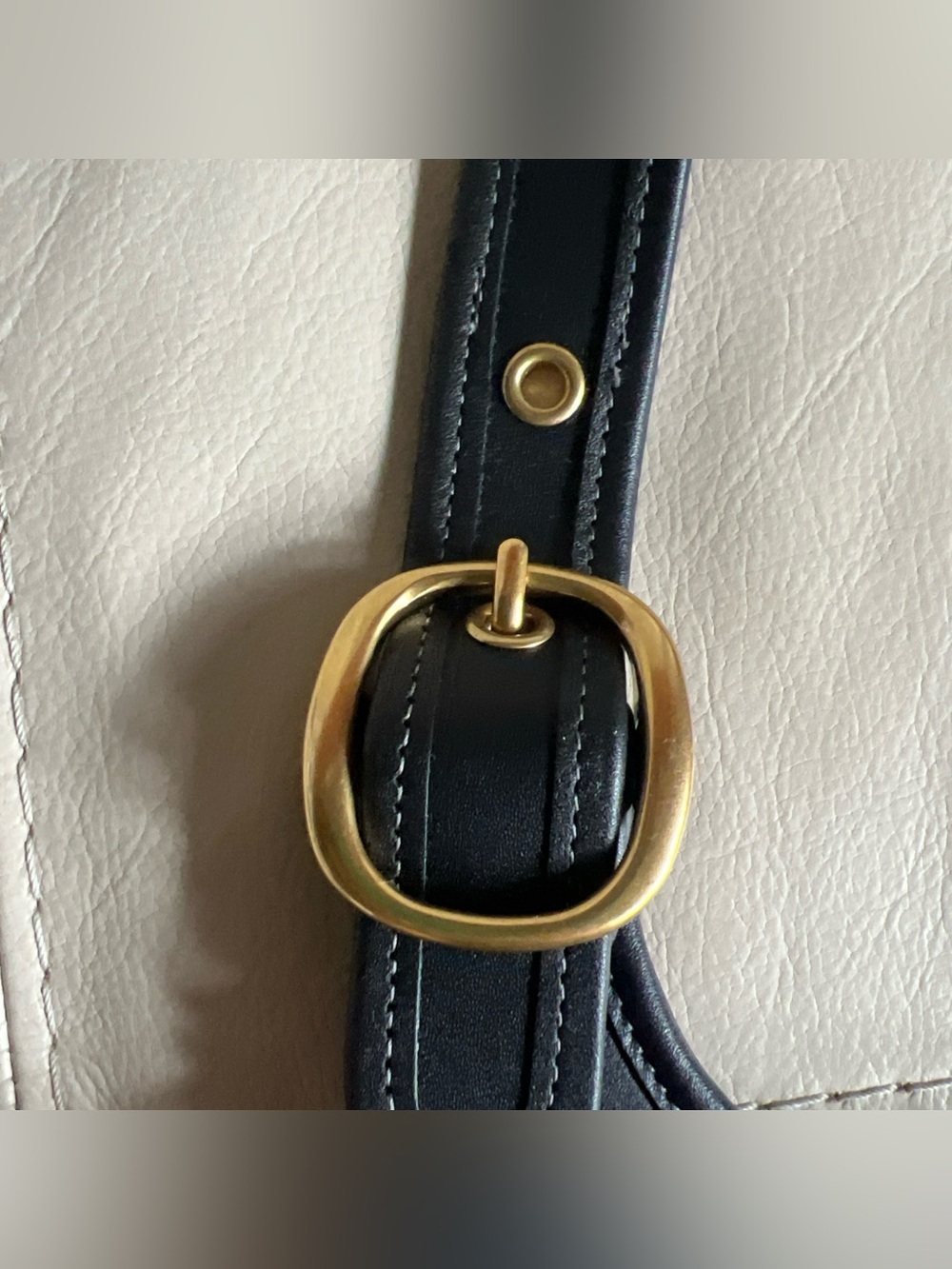 Coach Black Shoulder Bag with Gold Hardware - Picture 8 of 11
